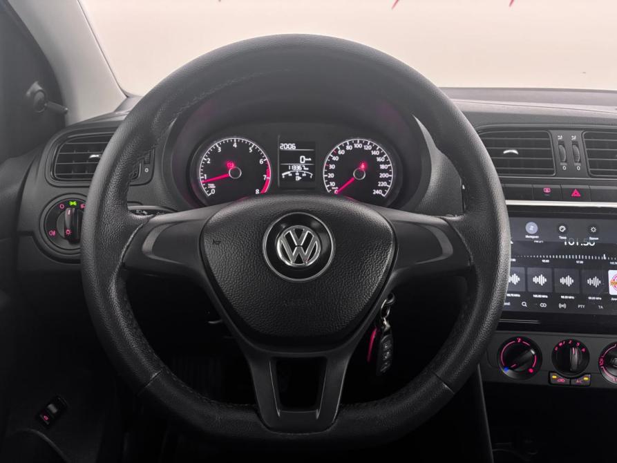 Volkswagen Polo V Рестайлинг Псков  - изображение 11