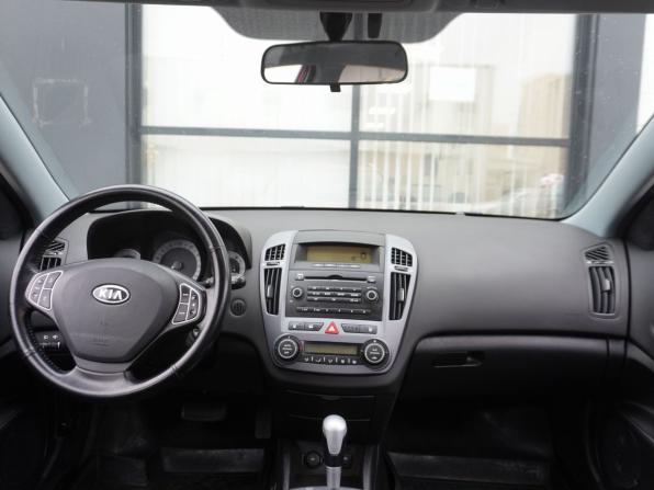 Kia Ceed I с пробегом 2008 года, цена 650 000 рублей, 174535 км, универсал, Автокод Объявления