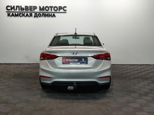 Hyundai Solaris II с пробегом 2019 года, цена 1 360 000 рублей, 81838 км, седан, Автокод Объявления
