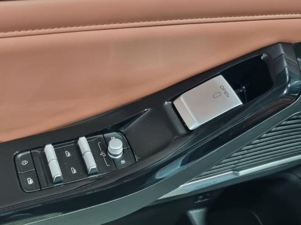 Geely Galaxy L6 с пробегом 2025 года, цена 2 770 000 рублей, 12900 км, седан, Автокод Объявления