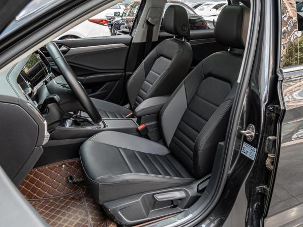 Volkswagen Sagitar III с пробегом 2020 года, цена 2 195 000 рублей, 51094 км, седан, Автокод Объявления