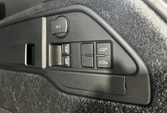 Volkswagen Touareg II Рестайлинг с пробегом 2015 года, цена 3 255 000 рублей, 102265 км, внедорожник, Автокод Объявления