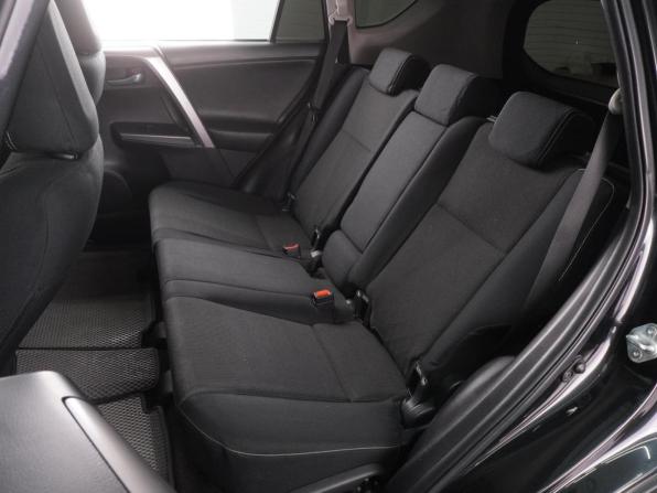 Toyota RAV4 IV (XA40) Рестайлинг с пробегом 2015 года, цена 1 974 000 рублей, 162680 км, внедорожник, Автокод Объявления