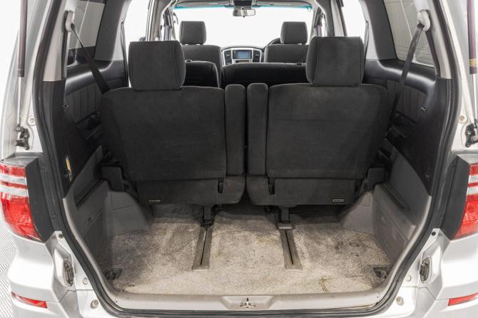 Toyota Alphard I Рестайлинг с пробегом 2008 года, цена 1 899 000 рублей, 444000 км, минивэн, Автокод Объявления