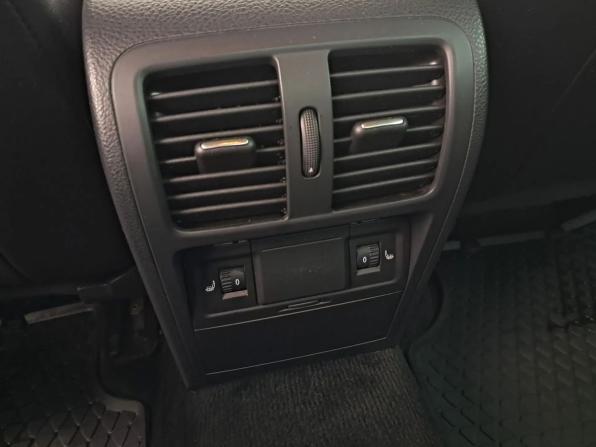 Volkswagen Passat B7 с пробегом 2012 года, цена 959 000 рублей, 243002 км, седан, Автокод Объявления