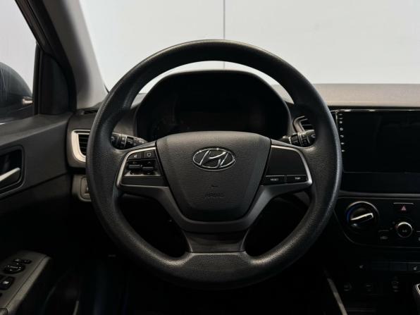 Hyundai Solaris II с пробегом 2020 года, цена 1 540 000 рублей, 150533 км, седан, Автокод Объявления