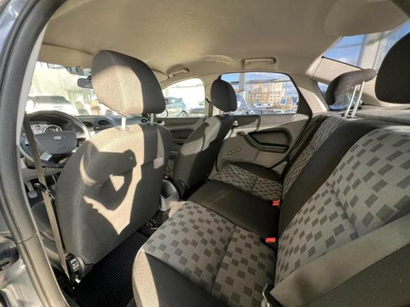Ford Focus II Рестайлинг с пробегом 2009 года, цена 395 000 рублей, 217110 км, седан, Автокод Объявления
