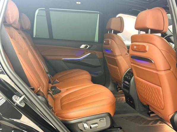 BMW X7 I (G07) Рестайлинг с пробегом 2023 года, цена 19 895 000 рублей, 10874 км, внедорожник, Автокод Объявления