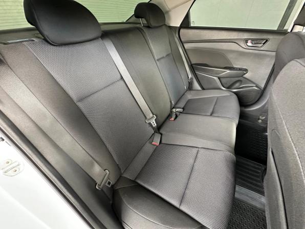 Hyundai Solaris II с пробегом 2019 года, цена 1 370 000 рублей, 92216 км, седан, Автокод Объявления
