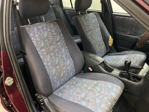 Toyota Carina E с пробегом 1997 года, цена 140 000 рублей, 421160 км, седан, Автокод Объявления