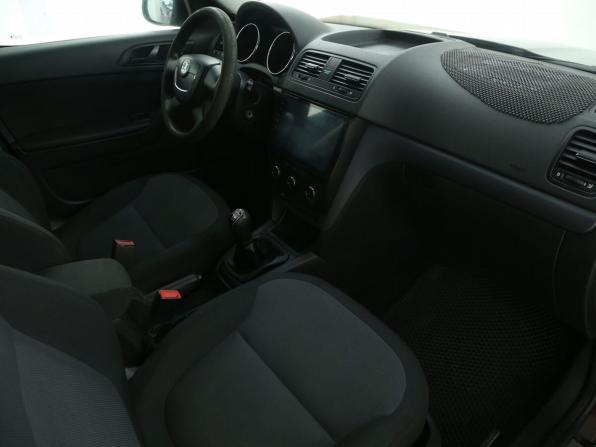 Skoda Yeti I с пробегом 2010 года, цена 484 000 рублей, 288900 км, внедорожник, Автокод Объявления