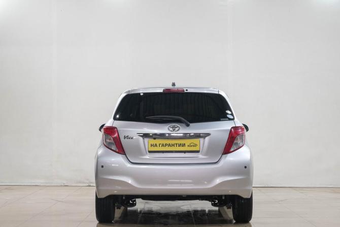Toyota Vitz III (XP130) с пробегом 2013 года, цена 599 000 рублей, 145317 км, хэтчбек, Автокод Объявления