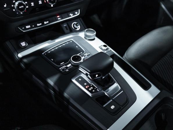 Audi Q5 II (FY) с пробегом 2019 года, цена 3 359 700 рублей, 92717 км, внедорожник, Автокод Объявления
