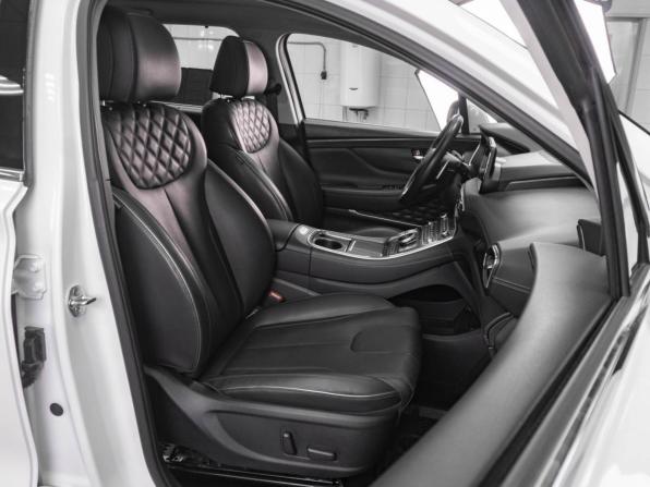 Hyundai Santa Fe IV Рестайлинг с пробегом 2023 года, цена 4 240 000 рублей, 64804 км, внедорожник, Автокод Объявления