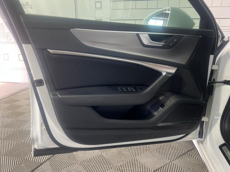 Audi A6 V (C8) Москва  - изображение 12