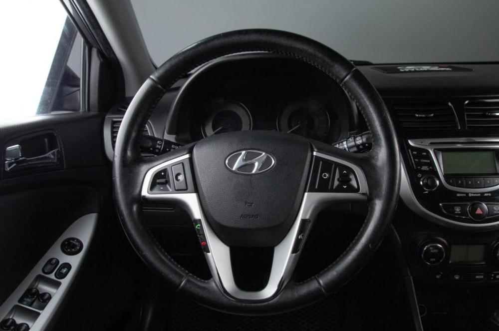 Hyundai Solaris I Челябинск  - изображение 12