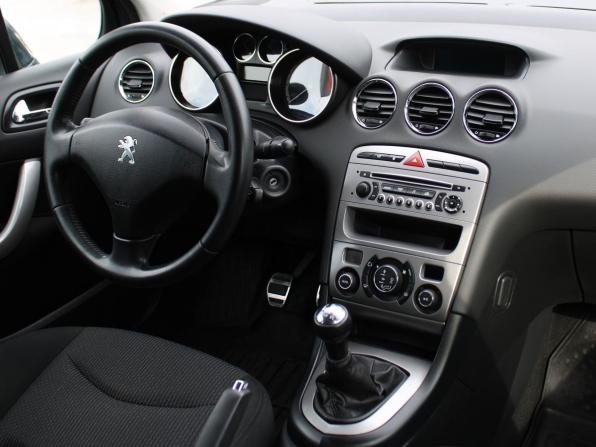 Peugeot 408 I с пробегом 2013 года, цена 639 000 рублей, 147131 км, седан, Автокод Объявления