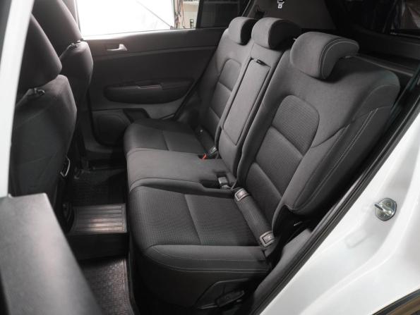 Kia Sportage IV Рестайлинг с пробегом 2022 года, цена 2 599 000 рублей, 97212 км, внедорожник, Автокод Объявления