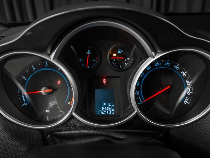 Chevrolet Cruze I Рестайлинг Тюмень  - изображение 11