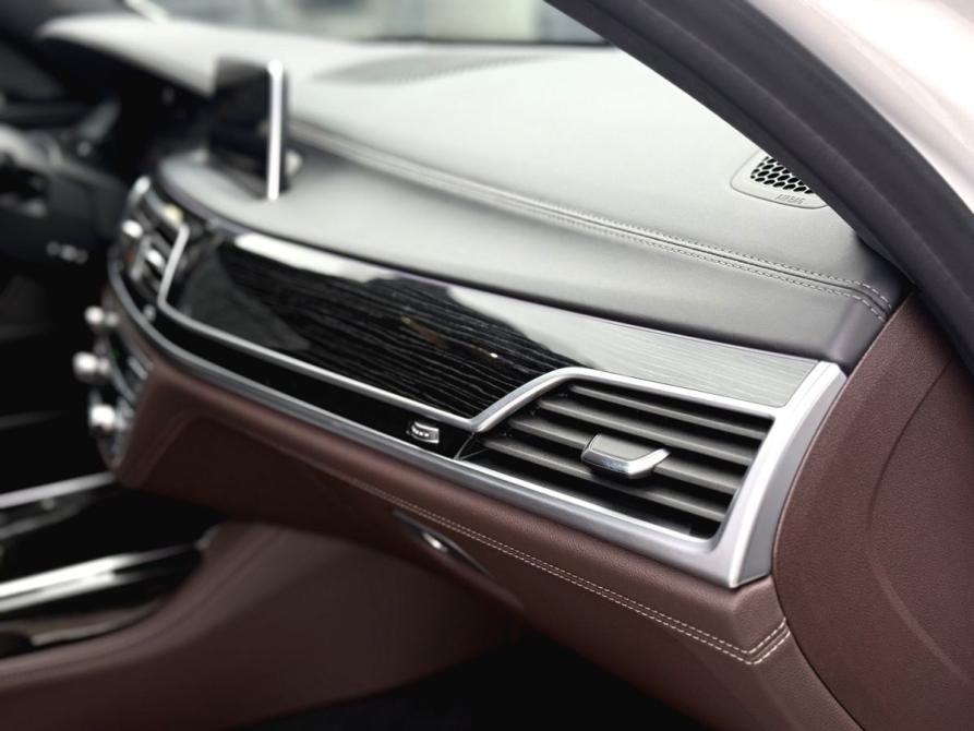BMW 7 серии VI (G11/G12) Рестайлинг Пермь  - изображение 24
