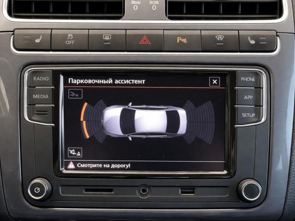Volkswagen Polo V Рестайлинг с пробегом 2019 года, цена 1 487 000 рублей, 149298 км, седан, Автокод Объявления