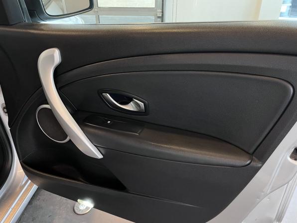 Renault Fluence I с пробегом 2010 года, цена 595 000 рублей, 201508 км, седан, Автокод Объявления