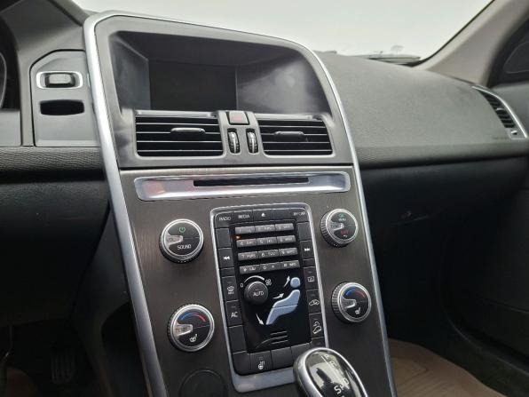 Volvo XC60 I Рестайлинг с пробегом 2014 года, цена 1 699 000 рублей, 220000 км, внедорожник, Автокод Объявления