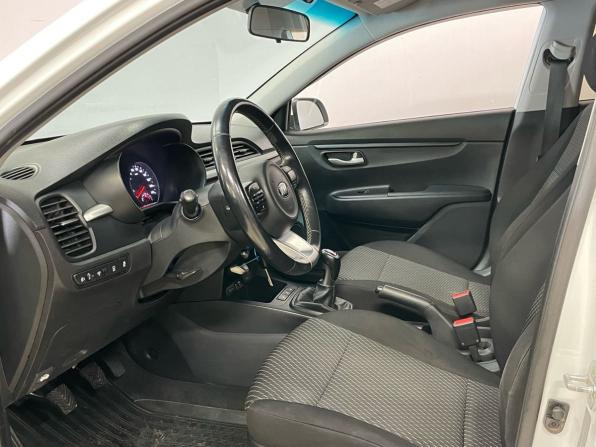 Kia Rio IV с пробегом 2019 года, цена 1 240 000 рублей, 127580 км, седан, Автокод Объявления