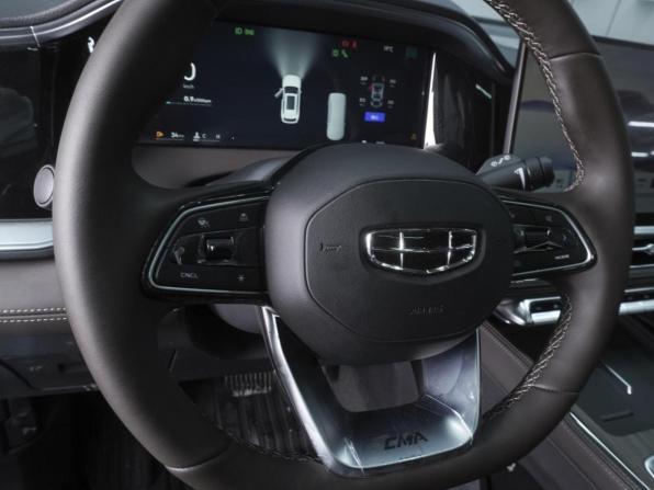 Geely Monjaro I Рестайлинг 2 с пробегом 2026 года, цена 4 250 000 рублей, 107 км, внедорожник, Автокод Объявления