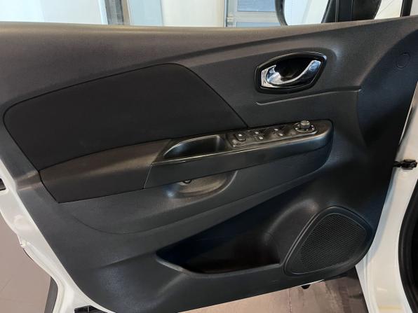 Renault Kaptur I с пробегом 2019 года, цена 1 480 000 рублей, 178436 км, внедорожник, Автокод Объявления