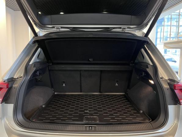 Volkswagen Tiguan II с пробегом 2018 года, цена 2 930 000 рублей, 108549 км, внедорожник, Автокод Объявления