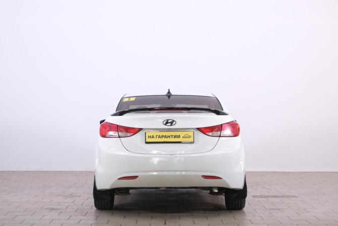 Hyundai Avante V с пробегом 2011 года, цена 819 000 рублей, 176000 км, седан, Автокод Объявления