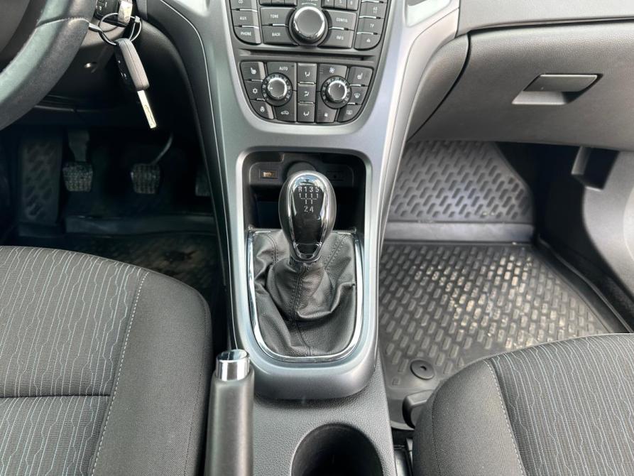 Opel Astra J Рестайлинг Екатеринбург  - изображение 11