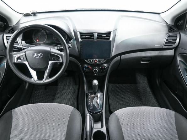 Hyundai Solaris I с пробегом 2012 года, цена 759 900 рублей, 192459 км, седан, Автокод Объявления