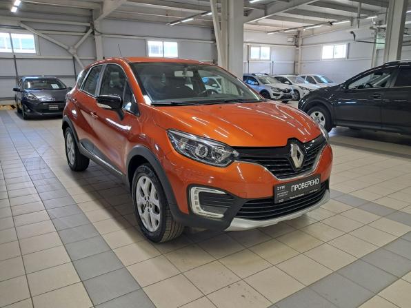 Renault Kaptur I с пробегом 2016 года, цена 1 660 000 рублей, 93590 км, внедорожник, Автокод Объявления