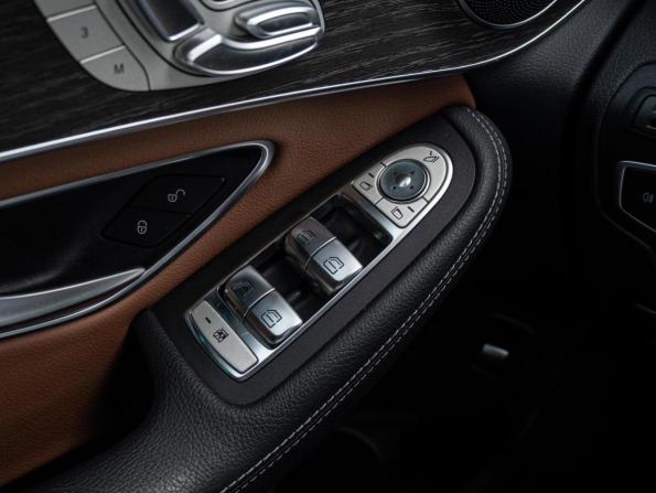 Mercedes-Benz GLC I (X253) Рестайлинг с пробегом 2021 года, цена 5 650 000 рублей, 29535 км, внедорожник, Автокод Объявления