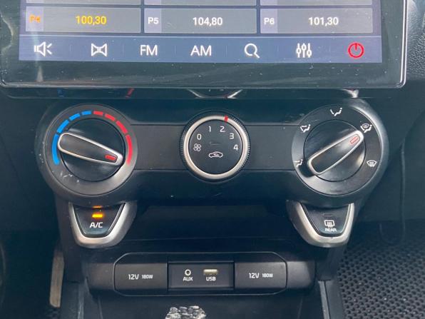 Kia Rio IV с пробегом 2018 года, цена 1 485 000 рублей, 118134 км, хэтчбек, Автокод Объявления