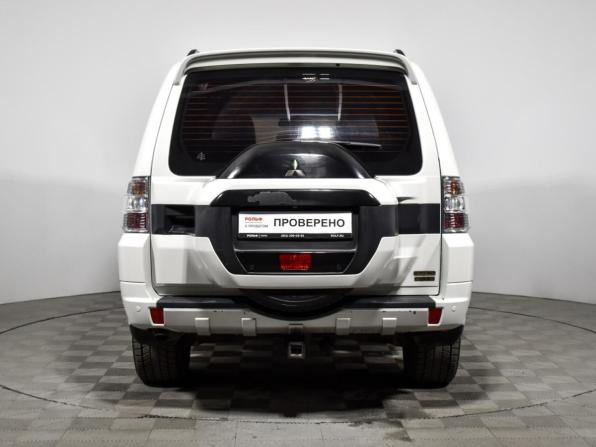 Mitsubishi Pajero IV Рестайлинг 2 с пробегом 2019 года, цена 3 597 900 рублей, 75435 км, внедорожник, Автокод Объявления