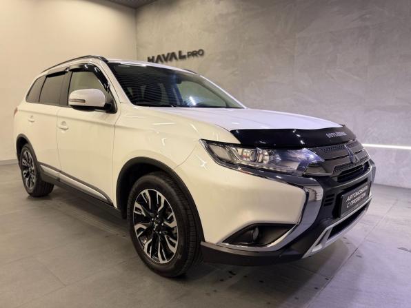 Mitsubishi Outlander III Рестайлинг 3 с пробегом 2021 года, цена 2 499 000 рублей, 46125 км, внедорожник, Автокод Объявления