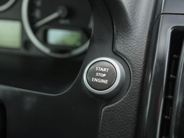 Land Rover Freelander II Рестайлинг с пробегом 2011 года, цена 1 330 000 рублей, 245000 км, внедорожник, Автокод Объявления
