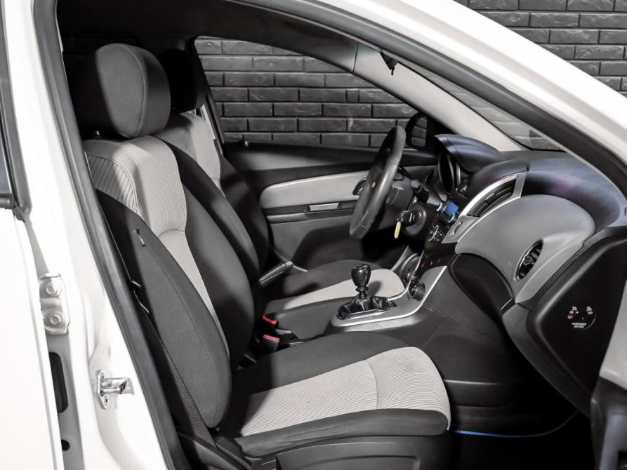 Chevrolet Cruze I Рестайлинг Екатеринбург  - изображение 11