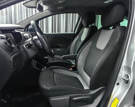 Renault Kaptur I с пробегом 2017 года, цена 1 176 000 рублей, 140188 км, внедорожник, Автокод Объявления