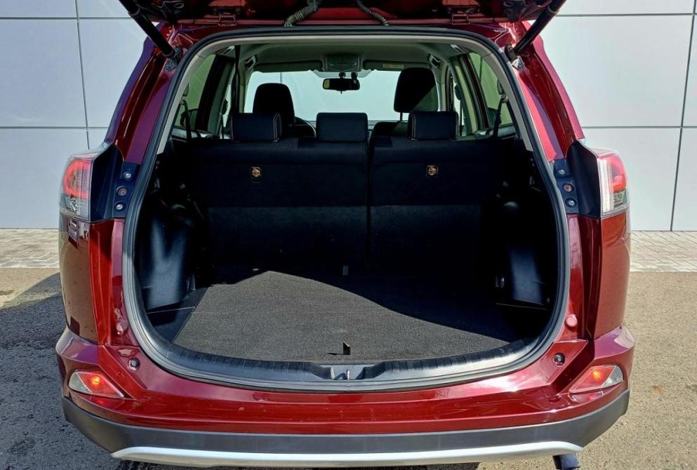 Toyota RAV4 IV (XA40) Рестайлинг Абакан  - изображение 11