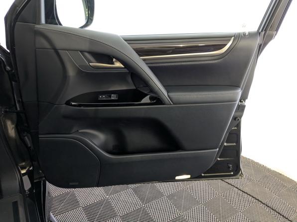 Lexus LX III Рестайлинг 2 с пробегом 2020 года, цена 10 200 000 рублей, 84963 км, внедорожник, Автокод Объявления