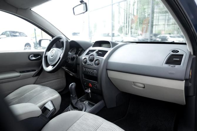 Renault Megane II Рестайлинг с пробегом 2007 года, цена 449 000 рублей, 186711 км, седан, Автокод Объявления