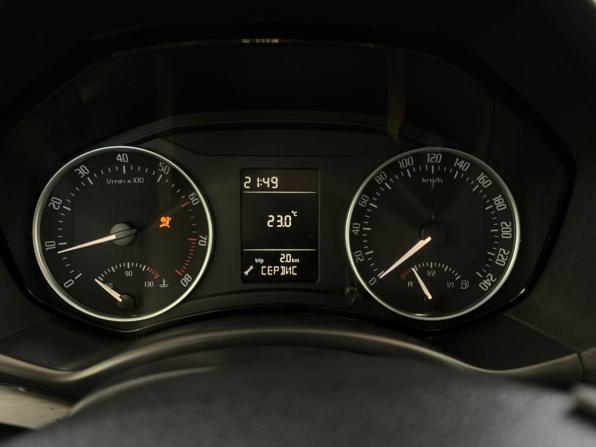 Skoda Octavia II (A5) Рестайлинг с пробегом 2011 года, цена 649 000 рублей, 216513 км, лифтбек, Автокод Объявления