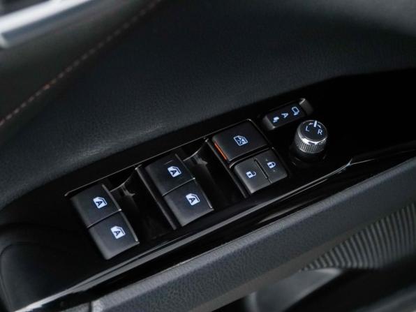 Toyota Camry VIII (XV70) с пробегом 2020 года, цена 2 930 000 рублей, 154950 км, седан, Автокод Объявления