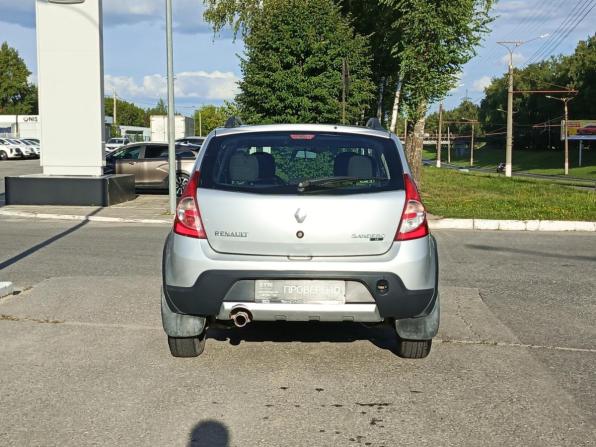 Renault Sandero I с пробегом 2013 года, цена 685 000 рублей, 120516 км, хэтчбек, Автокод Объявления