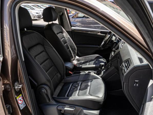 Volkswagen Tiguan II с пробегом 2017 года, цена 2 399 000 рублей, 143713 км, внедорожник, Автокод Объявления