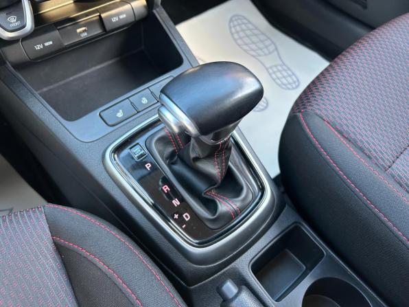 Kia Rio IV Рестайлинг с пробегом 2020 года, цена 1 750 000 рублей, 94572 км, хэтчбек, Автокод Объявления